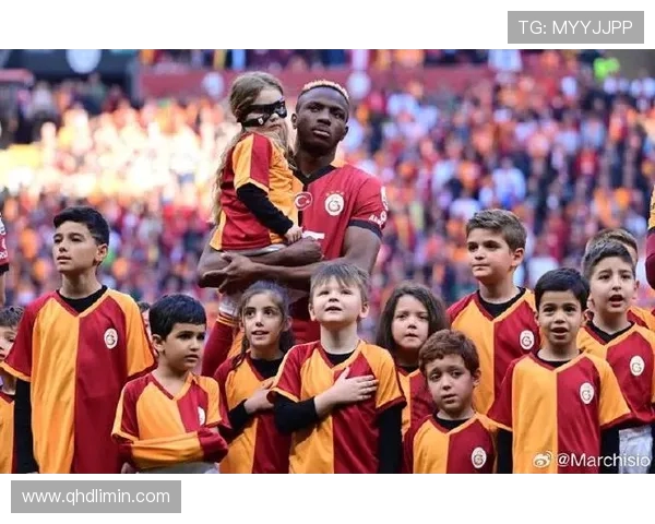 奥斯梅恩参加加拉塔萨雷全队合练有望出战尤文图斯比赛